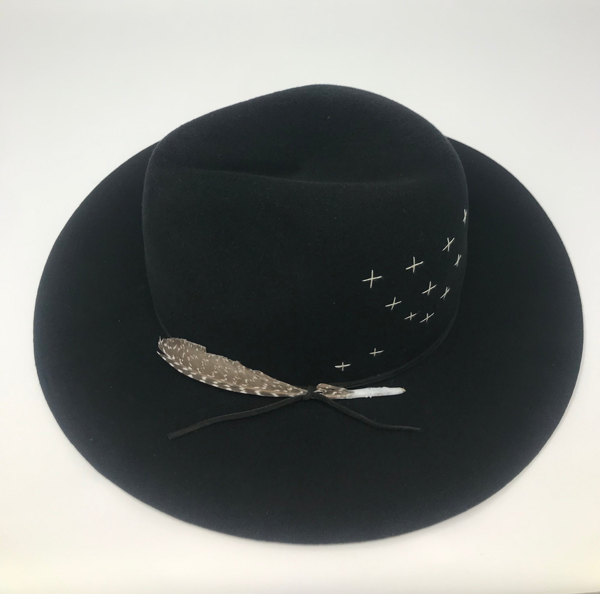 BROOKLYN FEDORA BLACK w/ EMBROIDERY