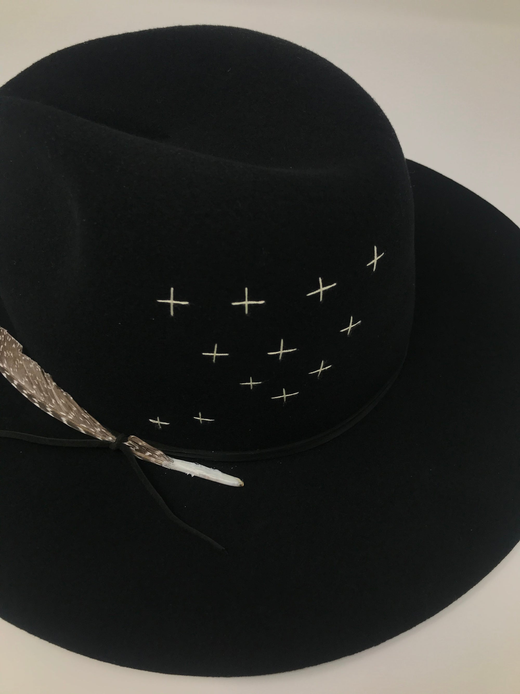 BROOKLYN FEDORA BLACK w/ EMBROIDERY